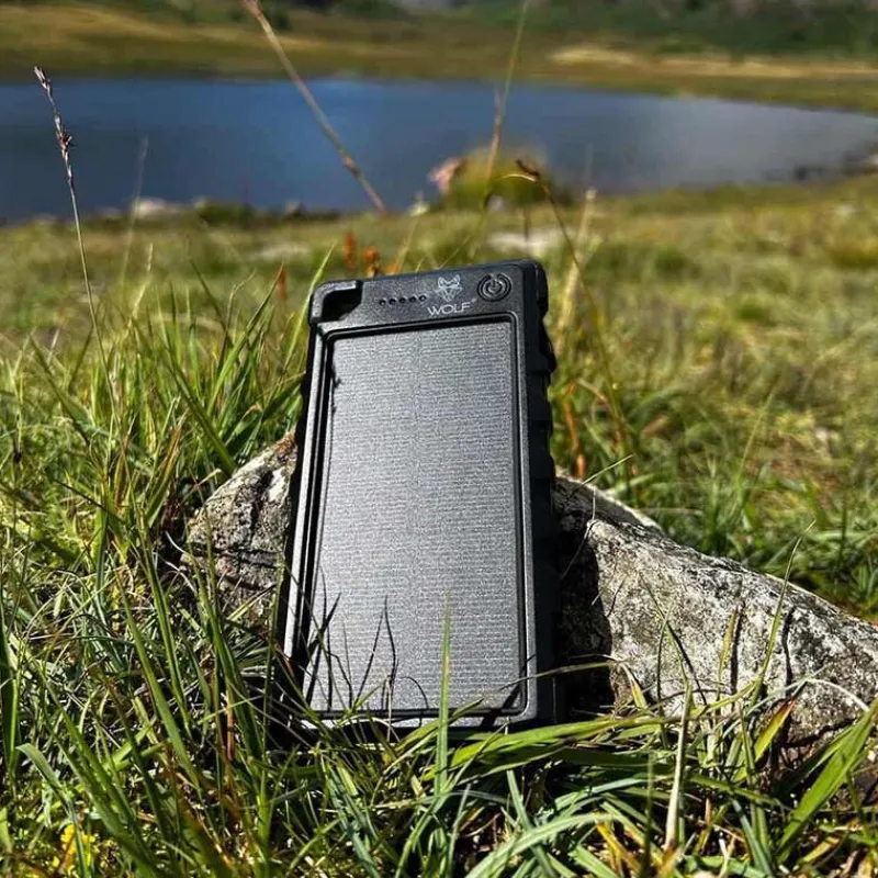 WOLF Bivouac/Confort-Batterie externe SPB-10 Powerbank Black Edition