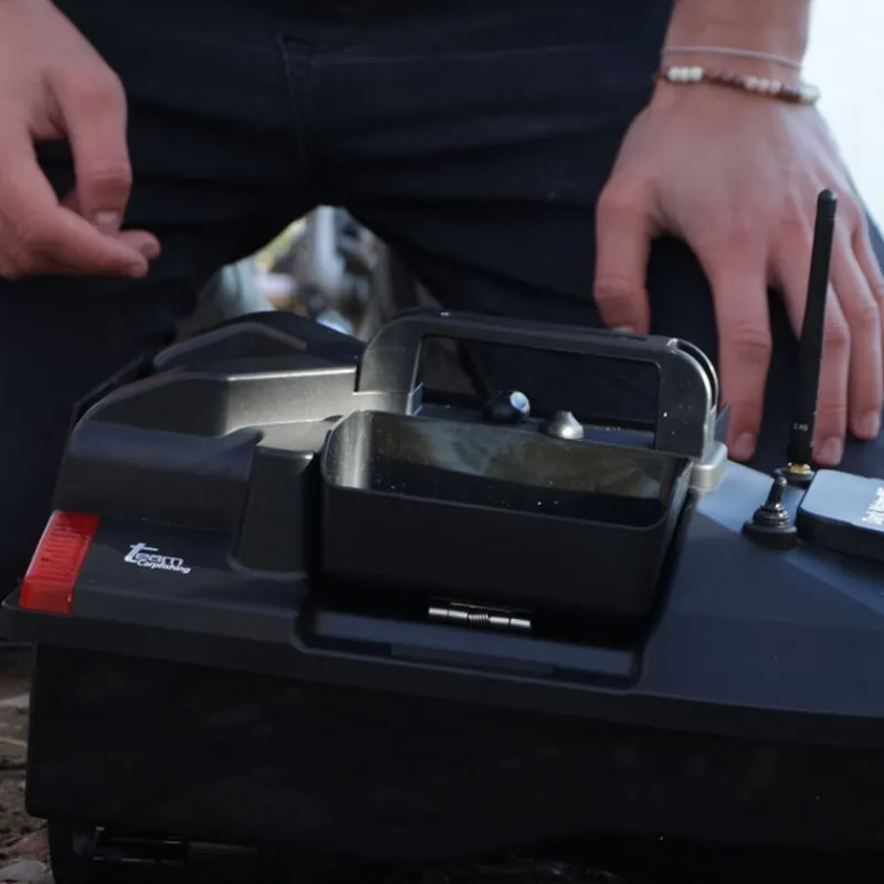 TEAM CARPFISHING Packs-Pack Dark Water NG Boat + 4 Batterie 12000 mAh + SAC