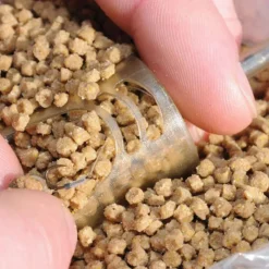 GURU Cages Feeder-Pellet feeder coup in line pellet